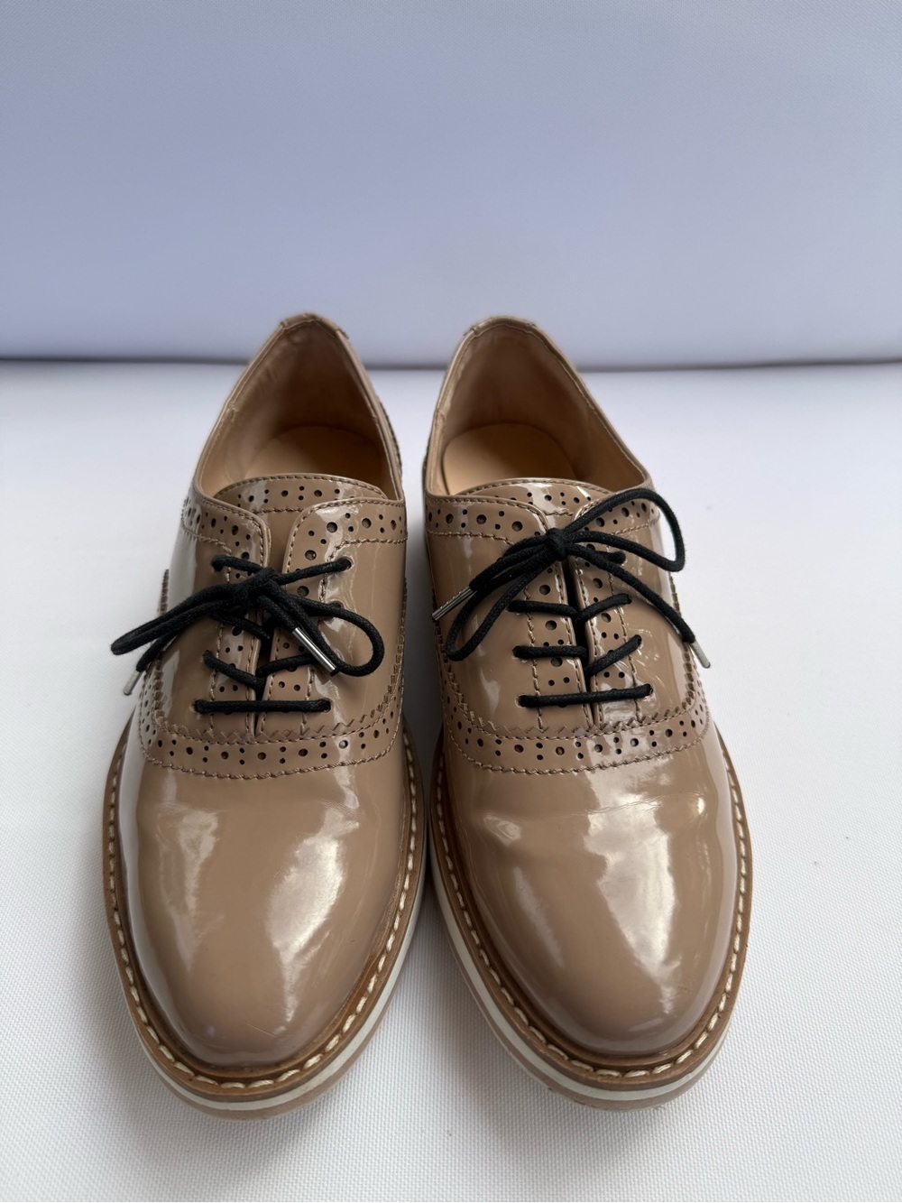 Zara Beige Patent Oxford Platform Shoes with Black Laces